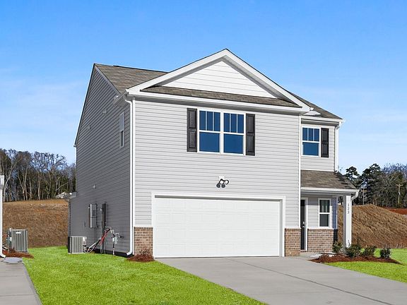 2nd image of 123 Bobbin Rd