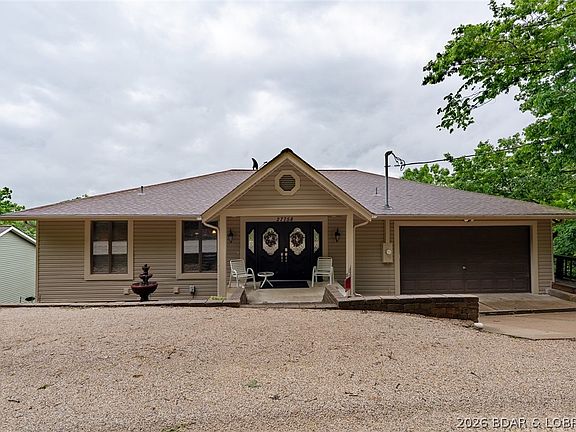 2nd image of 27758 Pershing Dr