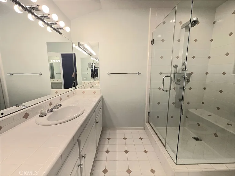 18445 Hatteras St #603 — Photo 29
