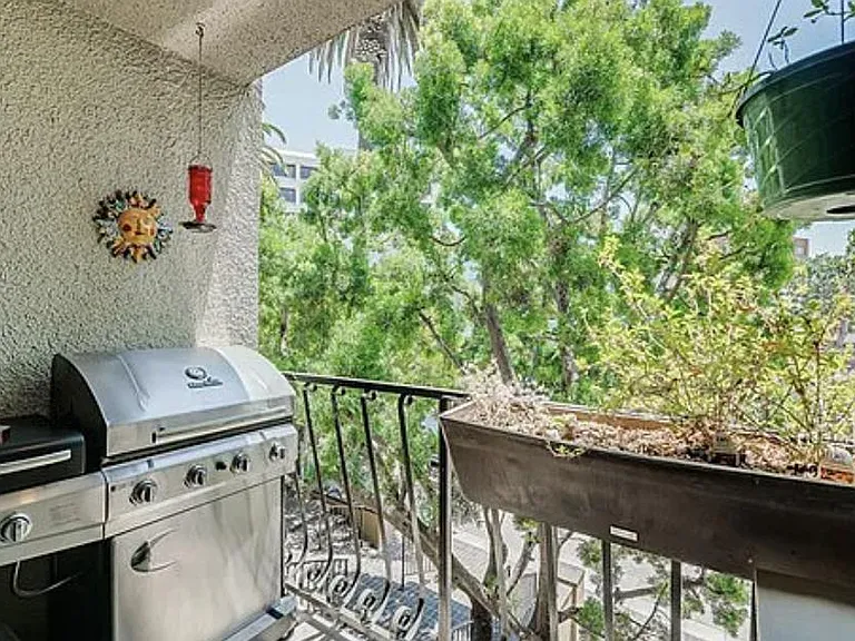 11789 Montana Ave #7 — Photo 14