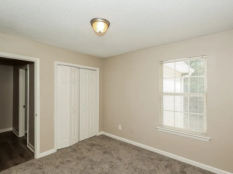 1462 Riverrock Ct — Photo 14