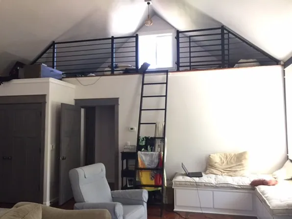 753 NW Kinney St, Grants Pass, OR 97526