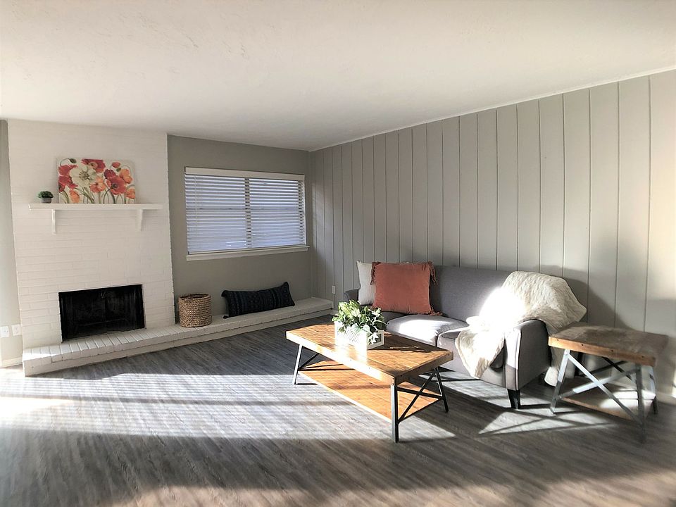 1st image of 301 Hal Muldrow Dr #3B-2Ba-1500Sqft
