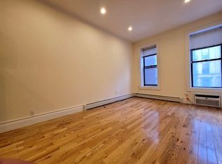 230 E 53rd St #1A, New York, NY 10022