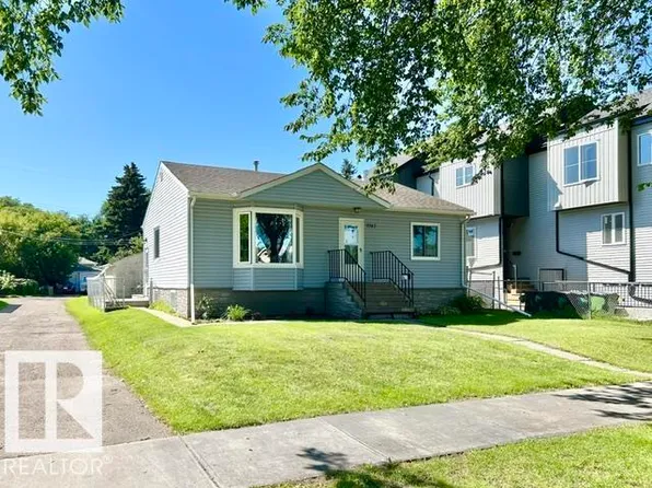 9743 65th Ave NW, Edmonton, AB T6E 0K5