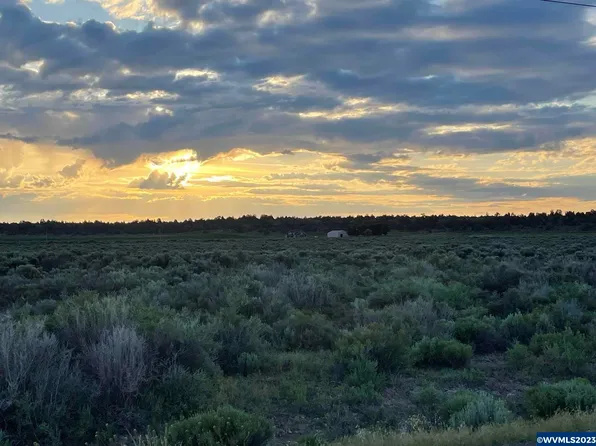 Tl 5900 Millican Rd, Christmas Valley, OR 97641