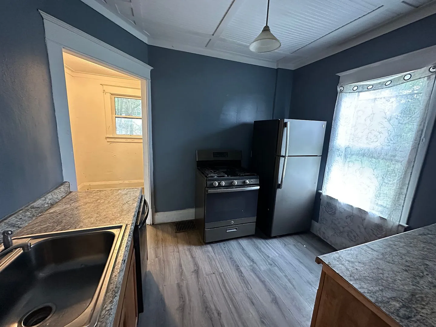526 Lexington — Photo 4