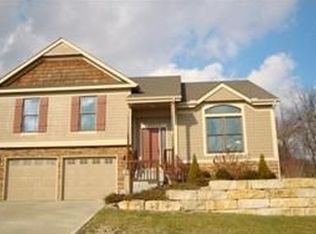 14070 NW 64th Trl, Parkville, MO 64152
