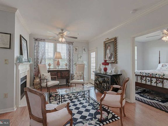 3rd image of 191 Somervelle St APT 302