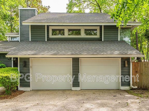 3rd image of 15 Glenkirk Dr