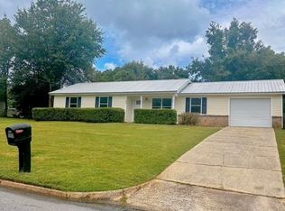 103 Arrowhead Dr, Dothan, AL 36301