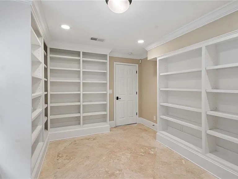 374 Clifton Rd NE — Photo 38
