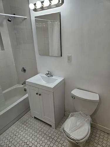 111 Norway St #1 Photo 1
