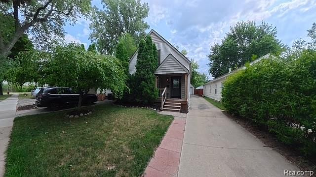1st image of 740 E Hazelhurst St