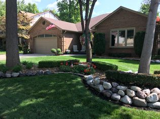 40880 La Grange Dr, Sterling Heights, MI 48313