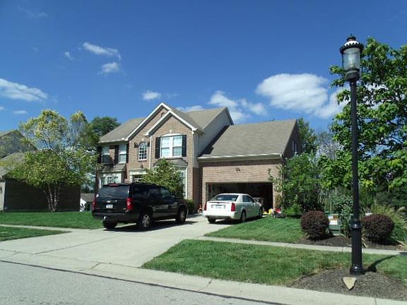 2nd image of 4742 Riverwalk Dr