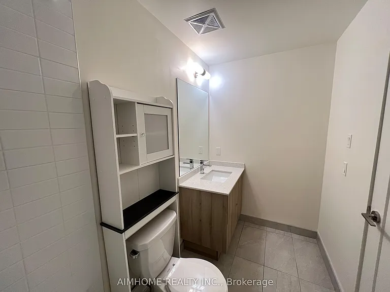 330 Richmond St W #1703 — Photo 14
