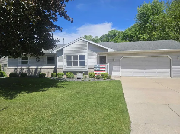 1304 Buchanan Ct, Kaukauna, WI 54130