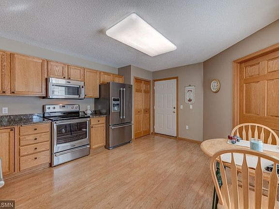 4th image of 7538 Ojibway Park Bay