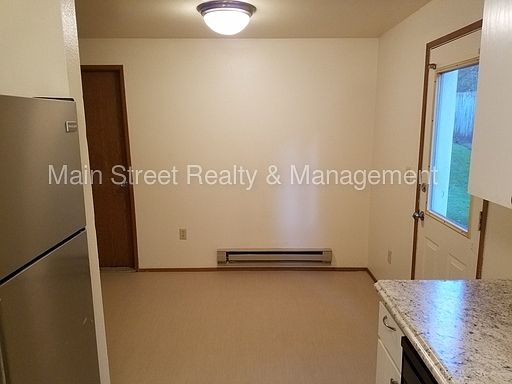 5th image of 9915 To 9917 148th Street Ct E