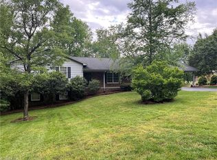 348 Maplewood Dr, Eden, NC 27288