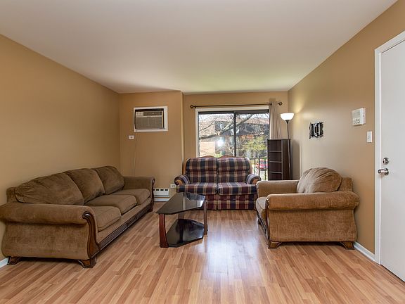 3rd image of 148 Dunteman Dr APT 202