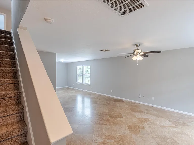1118 Wilson St — Photo 17