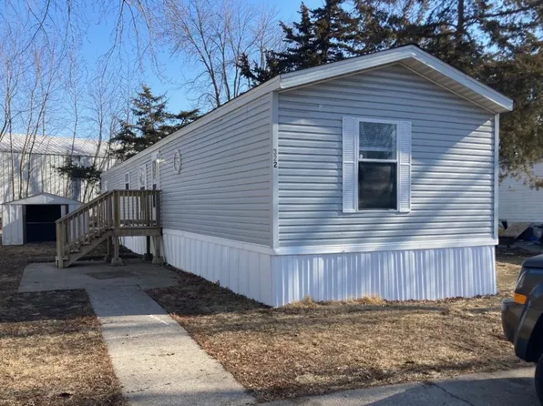 322 Country Elms Est #322, Galesburg, IL 61401