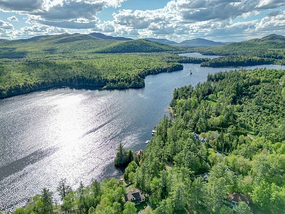 3rd image of 9 Loon Lake Ter