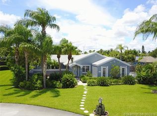 15341 SW 154th Ter, Miami, FL 33187