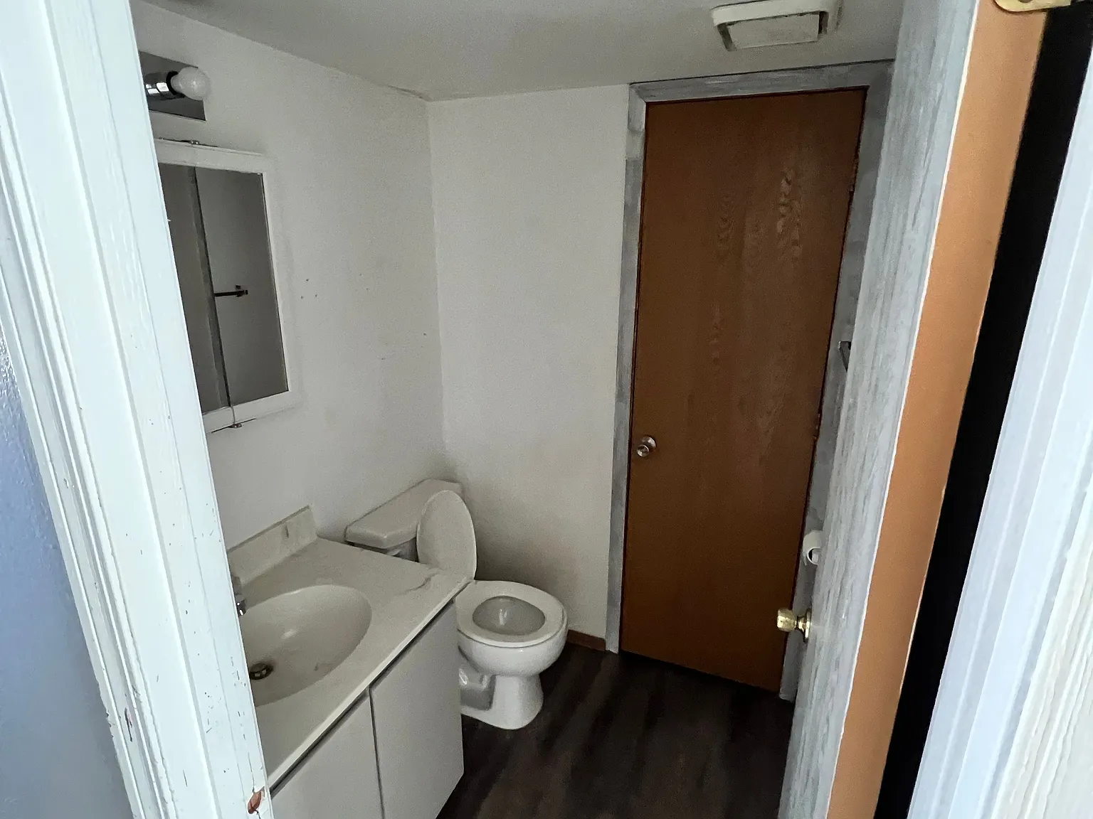 2 bed, 1.5 bath, $1,000 — Photo 4