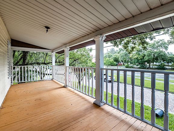 5th image of 504 W Mahoney St #2