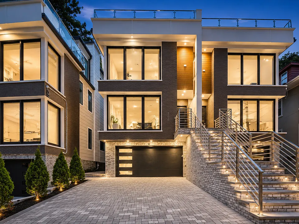 506 Undercliff Ave