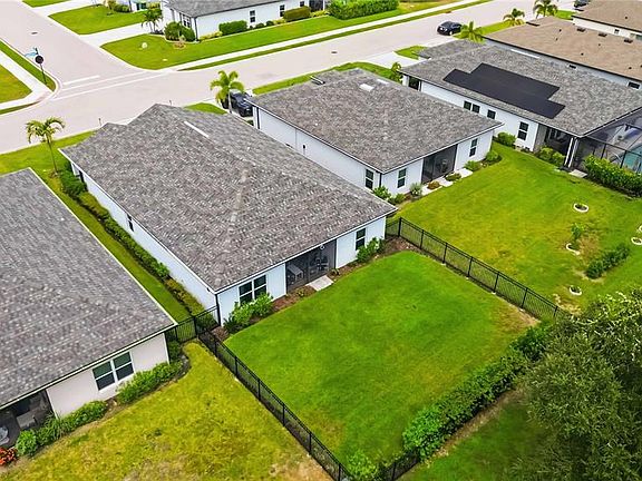 2nd image of 1890 SUNSET PRESERVE WAY