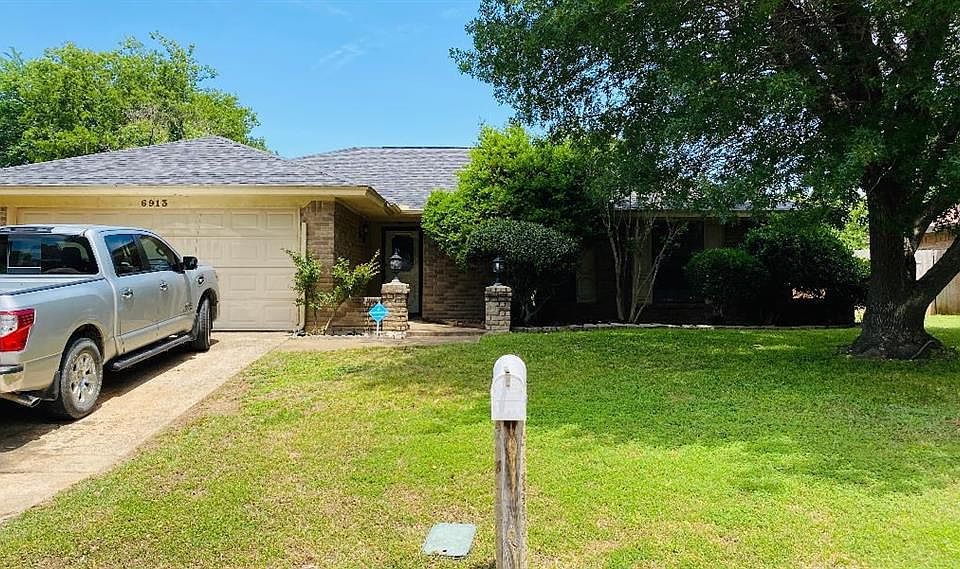 1st image of 6913 Penhurst Dr