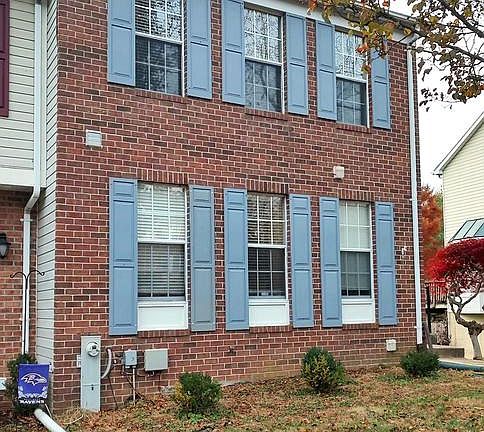 4th image of 342 Honeylocust Ct