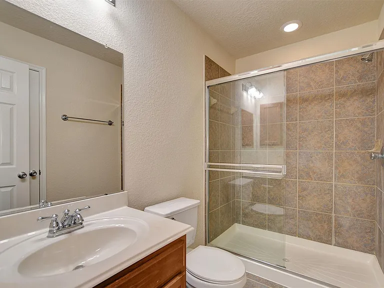 3131 Beacon Grove St — Photo 21