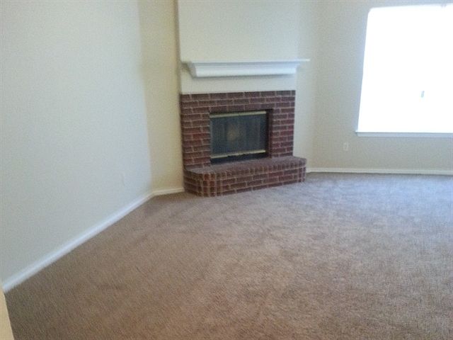 2nd image of 1008 Brandy Station Rd