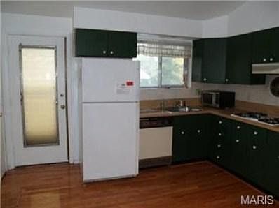 5th image of 51 Willow Brook Dr