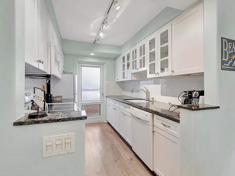 1910 S Ocean Blvd #416 — Photo 7