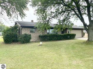 8040 E Pickard Rd, Mount Pleasant, MI 48858