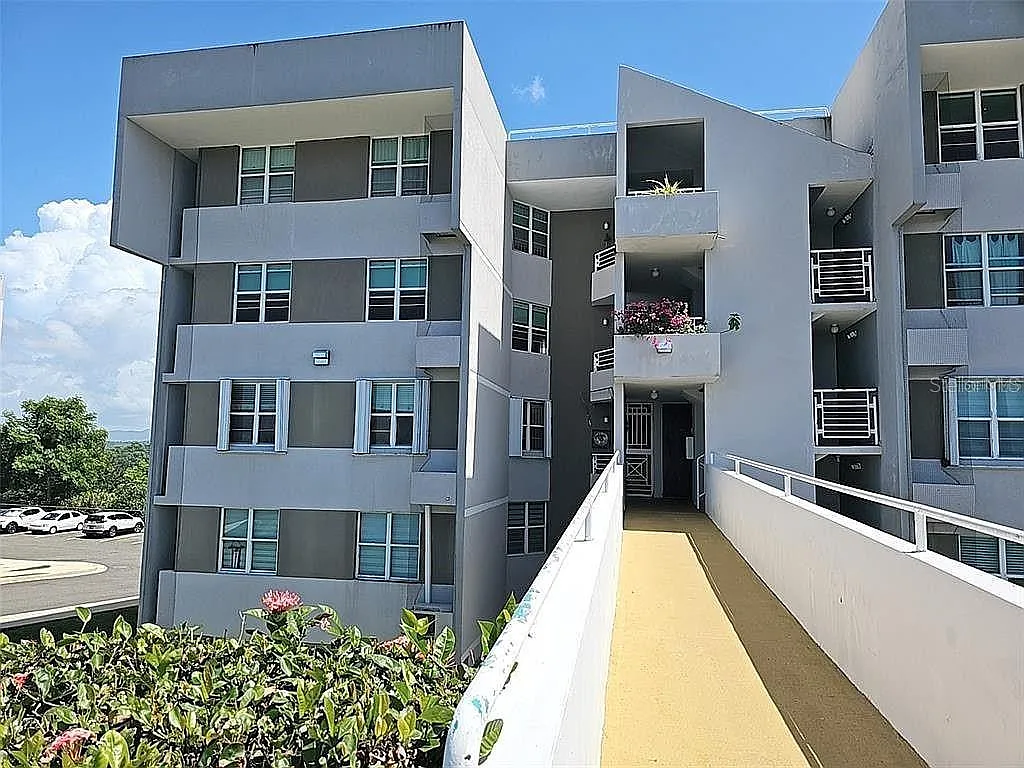 3 bed, 2.0 bath, $1,800 — Photo 1