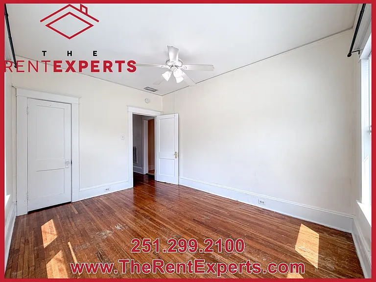2161 Homewood St #B — Photo 6