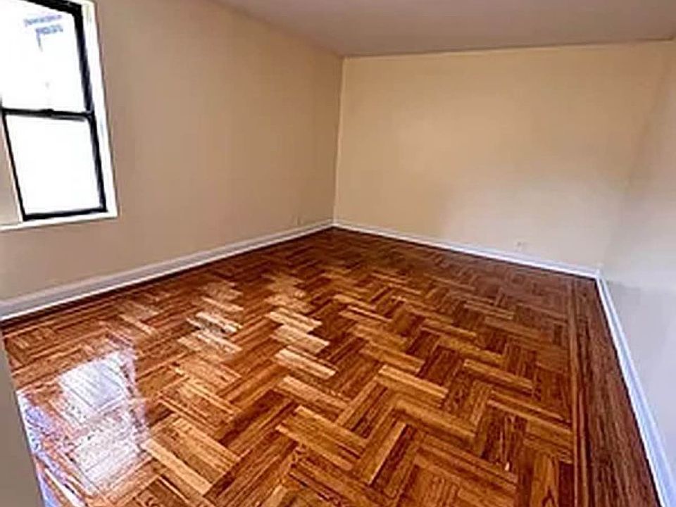 1st image of 88 Wadsworth Ave APT 14