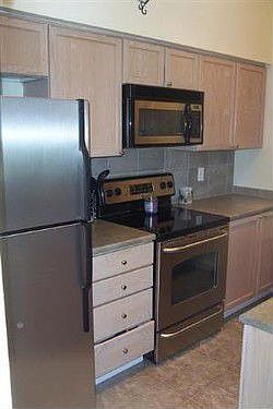 2nd image of 18930 Bothell Everett Hwy APT F204