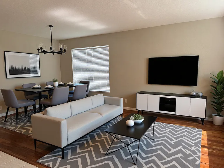 4470 Portage Trl — Photo 3