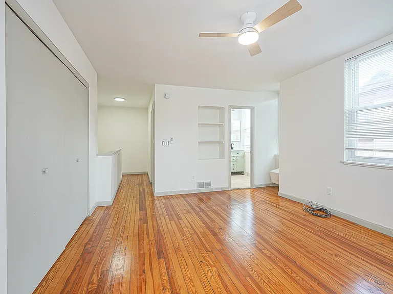 1714 S 4th St #2F — Photo 10