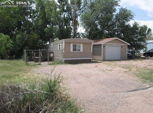 292 E Byrd Dr, Pueblo West, CO 81007