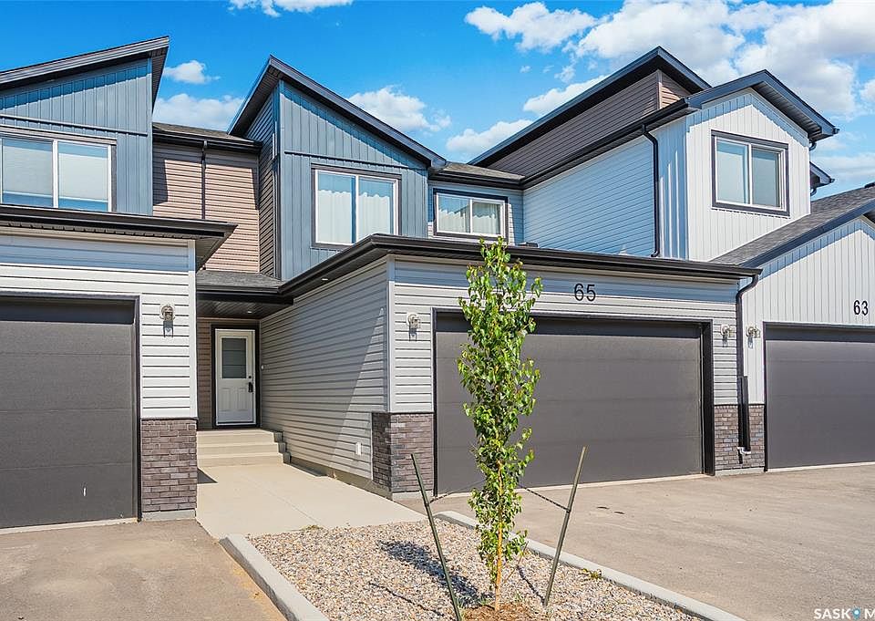 1st image of UNIT 65-651 Dubois CRESCENT