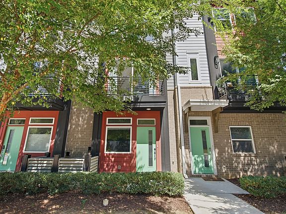 3rd image of 1013 E 36th St
